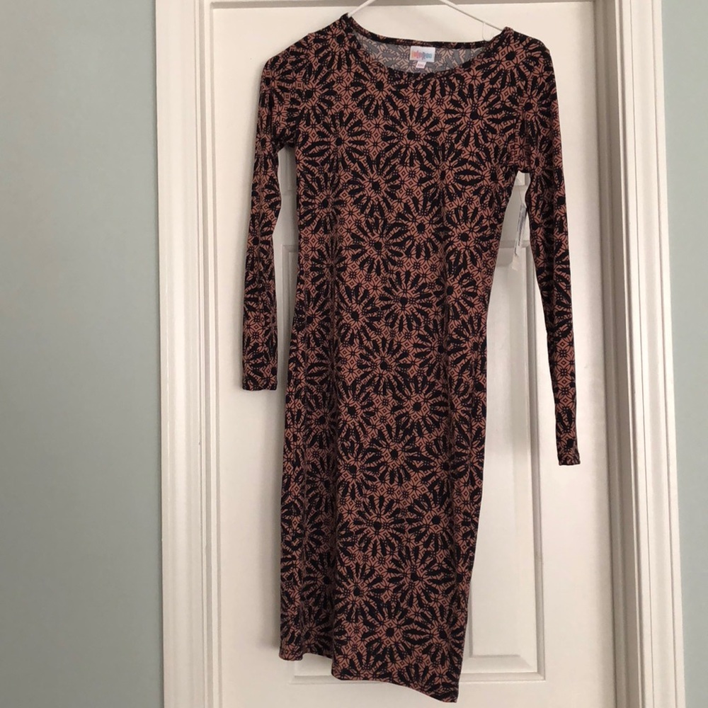 LuLaRoe “Debbie” Dress